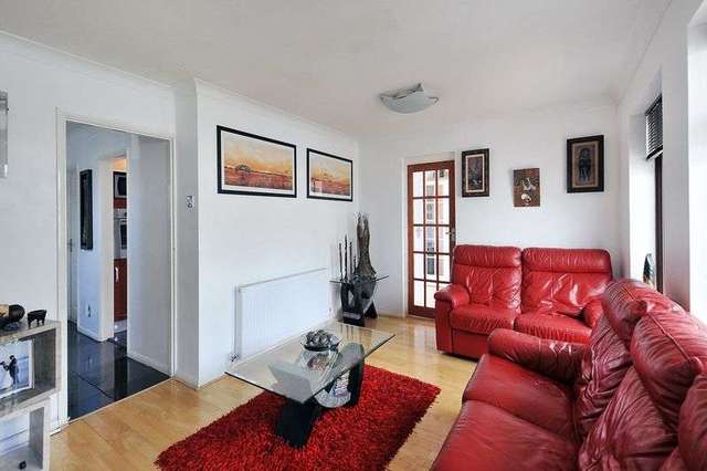  Image of 4 bedroom Detached house for sale in Broadview Gardens Worthing BN13 at Broadview Gardens  Worthing, BN13 3DZ
