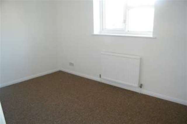  Image of 2 bedroom Terraced house to rent in Bulrush Close St. Mellons Cardiff CF3 at Cardiff, CF3 0AZ