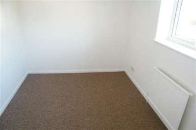  Image of 2 bedroom Terraced house to rent in Bulrush Close St. Mellons Cardiff CF3 at Cardiff, CF3 0AZ