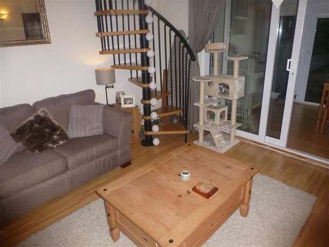  Image of 1 bedroom End of Terrace for sale in Burgate Close Crayford Dartford DA1 at Dartford Kent Dartford, DA1 4ST