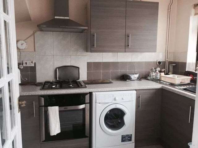  Image of 3 bedroom Semi-Detached house for sale in Cadogan Road Dosthill Tamworth B77 at Cadogan Road Dosthill Tamworth, B77 1PQ