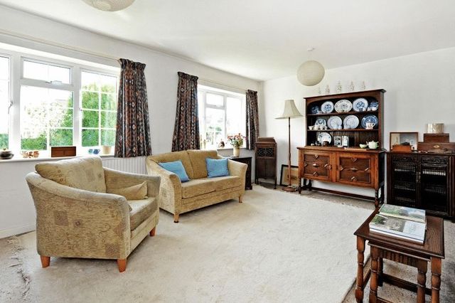  Image of 3 bedroom Terraced house for sale in Cairns Road Westbury Park Bristol BS6 at Cairns Road Redland Bristol, BS6 7TJ