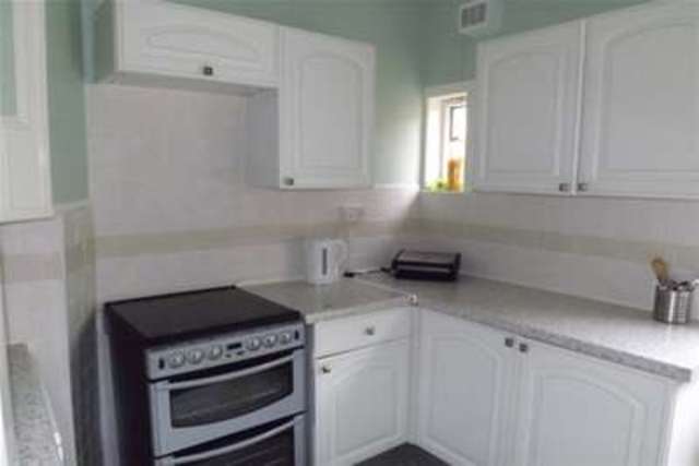  Image of 2 bedroom Flat to rent in Calderpark Street Lochwinnoch PA12 at Lochwinnoch, PA12 4AT