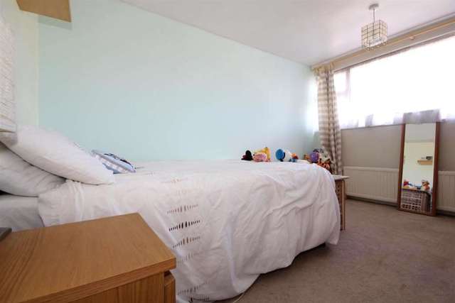  Image of 2 bedroom Detached house for sale in Cambrian Way Hemel Hempstead HP2 at Cambrian Way  Hemel Hempstead, HP2 5TA