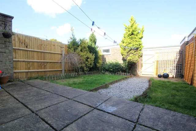  Image of 2 bedroom Detached house for sale in Cambrian Way Hemel Hempstead HP2 at Cambrian Way  Hemel Hempstead, HP2 5TA
