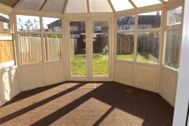  Image of 3 bedroom Detached house to rent in Cample Lane South Ockendon RM15 at South Ockendon, RM15 5RA