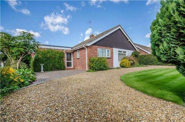  Image of 4 bedroom Detached house for sale in Cantelupe Road Haslingfield Cambridge CB23 at Haslingfield, CB23 1LU