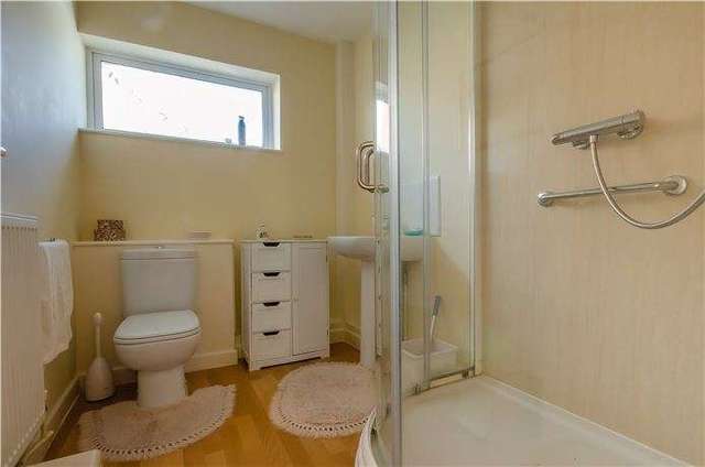  Image of 4 bedroom Detached house for sale in Cantelupe Road Haslingfield Cambridge CB23 at Haslingfield, CB23 1LU