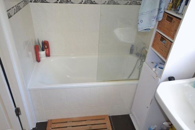  Image of 3 bedroom Terraced house to rent in Capel Road London E7 at Capel Road  London, E7 0JT