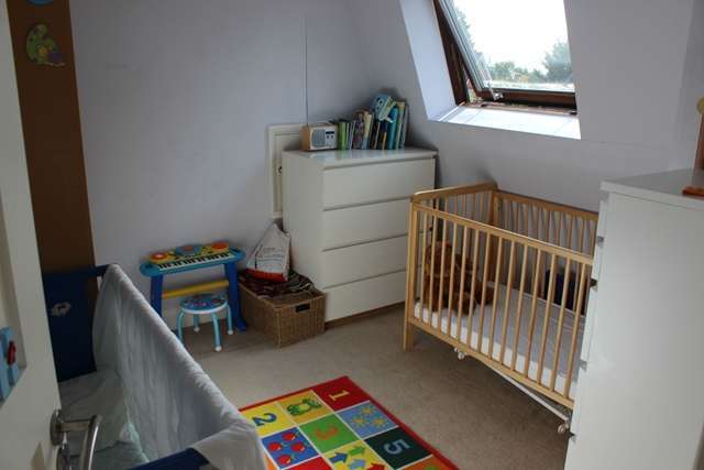  Image of 2 bedroom Apartment to rent in Castlebar Road London W5 at Castlebar Road  Ealing, W5 2DA