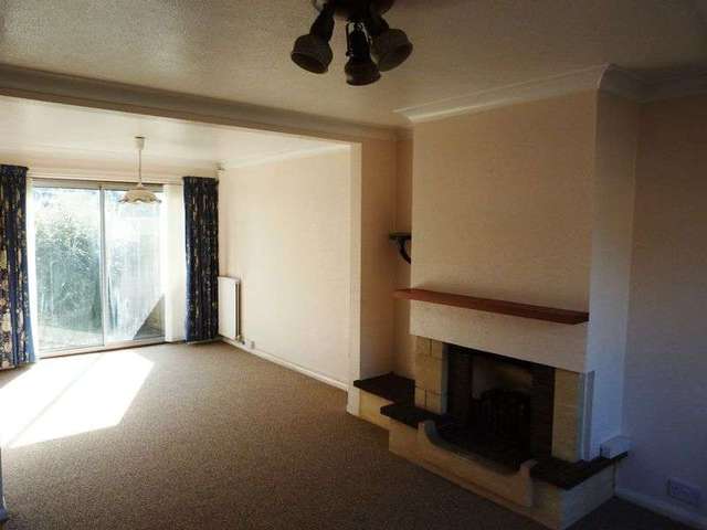  Image of 3 bedroom Semi-Detached house to rent in Old Fox Close Caterham CR3 at Old Fox Close  Caterham, CR3 5QU