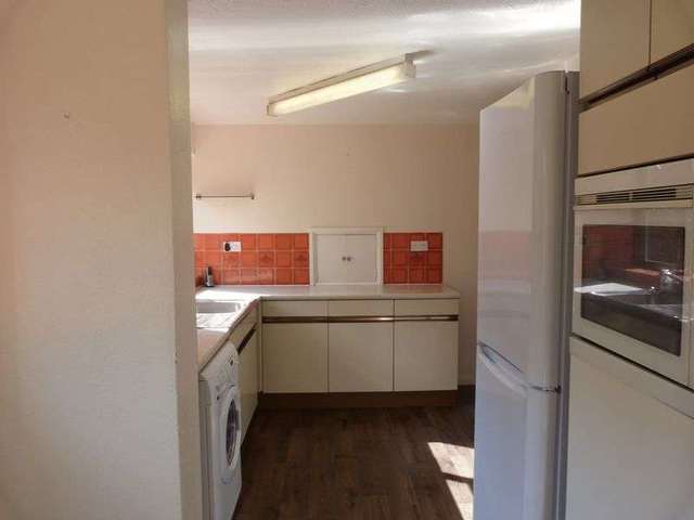  Image of 3 bedroom Semi-Detached house to rent in Old Fox Close Caterham CR3 at Old Fox Close  Caterham, CR3 5QU