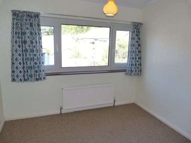  Image of 3 bedroom Semi-Detached house to rent in Old Fox Close Caterham CR3 at Old Fox Close  Caterham, CR3 5QU