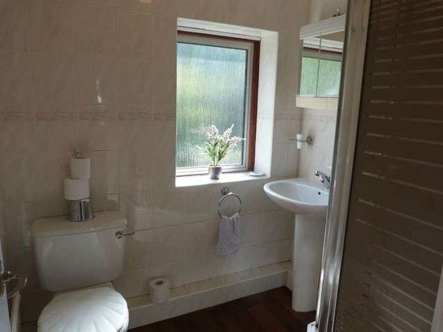  Image of 3 bedroom Semi-Detached house to rent in Old Fox Close Caterham CR3 at Old Fox Close  Caterham, CR3 5QU