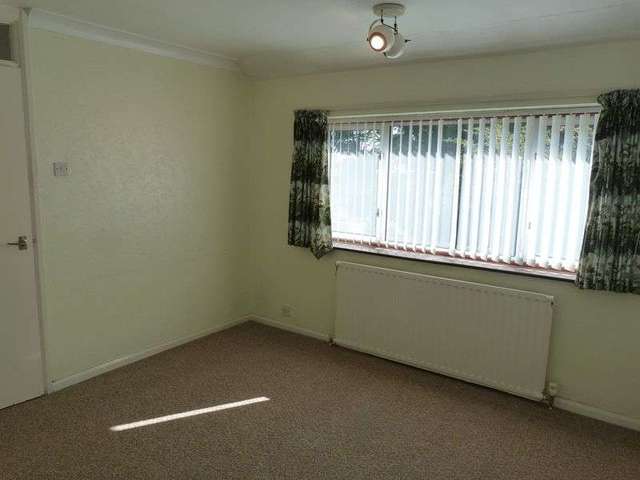  Image of 3 bedroom Semi-Detached house to rent in Old Fox Close Caterham CR3 at Old Fox Close  Caterham, CR3 5QU