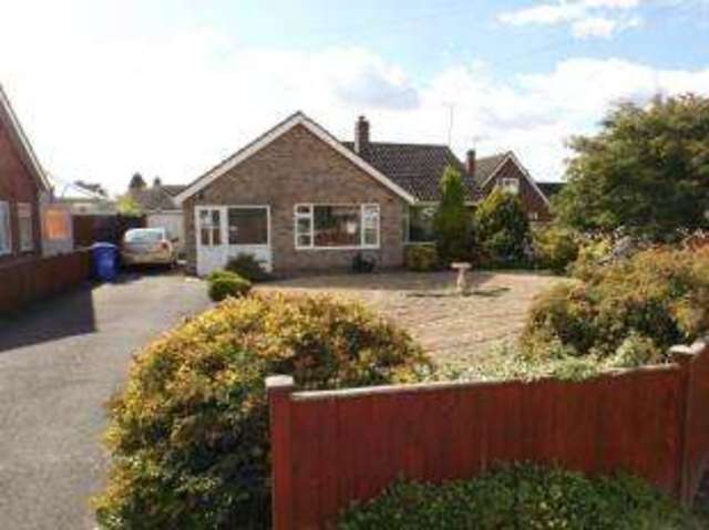  Image of 2 bedroom Bungalow for sale in Causeway Wyberton Boston PE21 at Boston Lincolnshire Wyberton, PE21 7BS