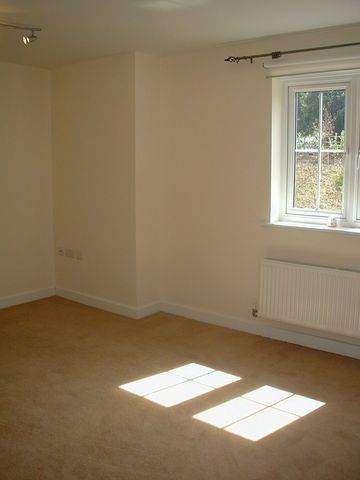  Image of 2 bedroom Apartment to rent in Hursley Road Chandler