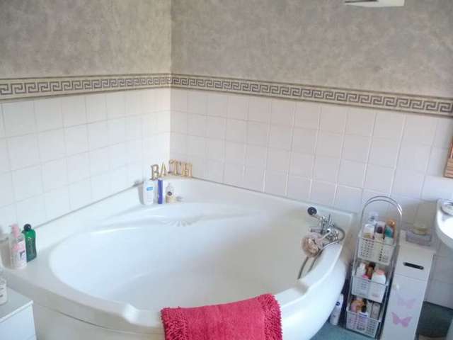  Image of 2 bedroom Detached house to rent in Chapel Street Wellesbourne Warwick CV35 at Chapel Street  Wellesbourne, CV35 9QU