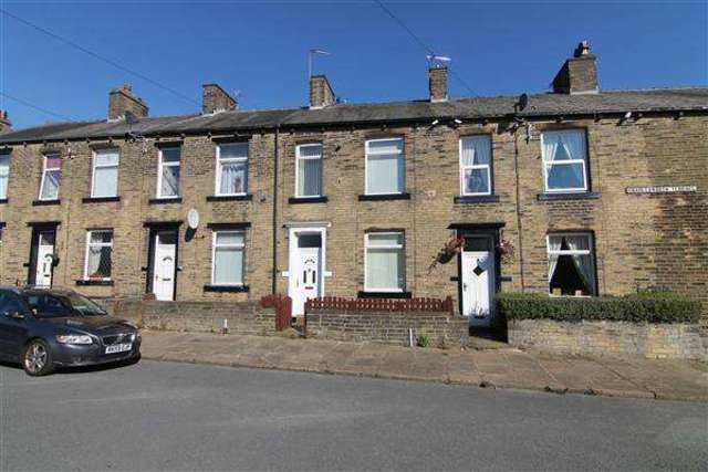  Image of 3 bedroom Terraced house for sale in Charlesworth Terrace Pellon Halifax HX2 at Warley Town, HX2 0EW