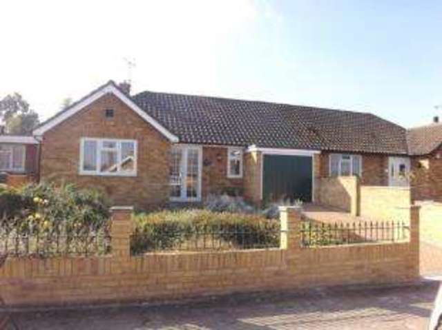  Image of 3 bedroom Bungalow for sale in Duffield Road Great Baddow Chelmsford CM2 at Chelmsford Essex Great Baddow, CM2 9RY