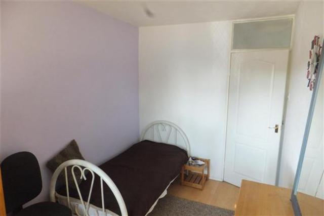  Image of 3 bedroom Terraced house to rent in Church Close Kingshurst Birmingham B37 at Marston Green, B37 6HA