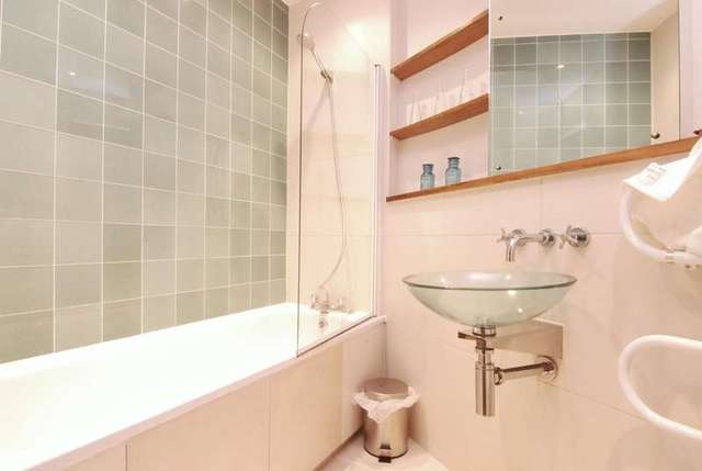  Image of 1 bedroom Apartment to rent in City Road London EC1V at City Road  London, EC1V 2PQ