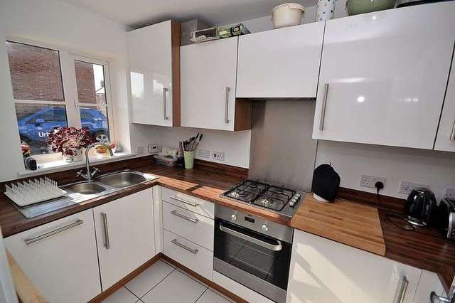  Image of 2 bedroom Semi-Detached house for sale in Clifford Close Hockliffe Leighton Buzzard LU7 at Clifford Close Hockliffe Leighton Buzzard, LU7 9RQ