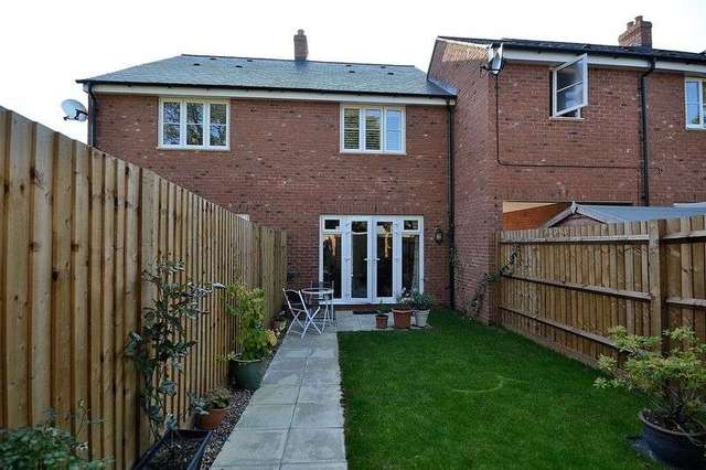  Image of 2 bedroom Semi-Detached house for sale in Clifford Close Hockliffe Leighton Buzzard LU7 at Clifford Close Hockliffe Leighton Buzzard, LU7 9RQ