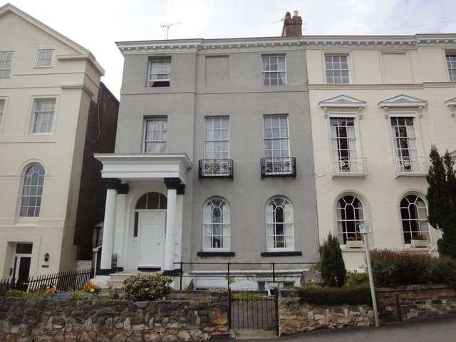  Image of 1 bedroom Flat to rent in Clifton Hill Exeter EX1 at Clifton Hill NEWTOWN Exeter, EX1 2DL