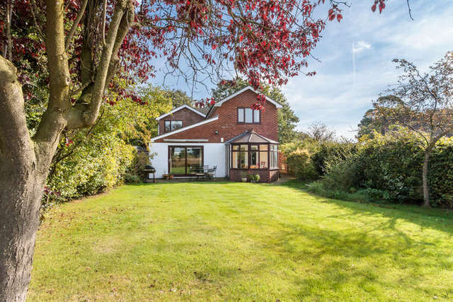  Image of 4 bedroom Detached house for sale in Common Lane Lach Dennis Northwich CW9 at Lach Dennis Lach Dennis Cheshire, CW9 7TB