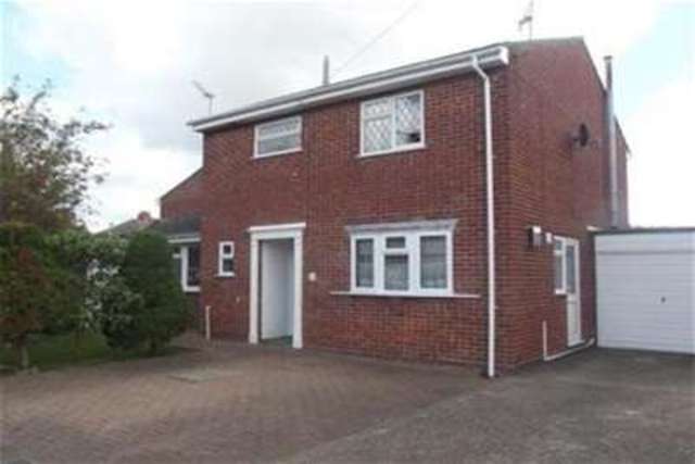  Image of 3 bedroom Detached house to rent in Wedgwood Way Cowplain Waterlooville PO8 at Waterlooville, PO8 8RW