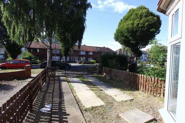  Image of 2 bedroom Property for sale in Cranbrook Avenue Hull HU6 at Cranbrook Avenue  Hull, HU6 7TY