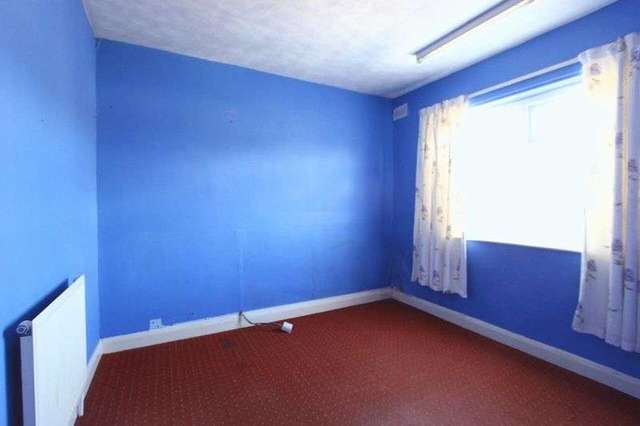  Image of 2 bedroom Property for sale in Cranbrook Avenue Hull HU6 at Cranbrook Avenue  Hull, HU6 7TY