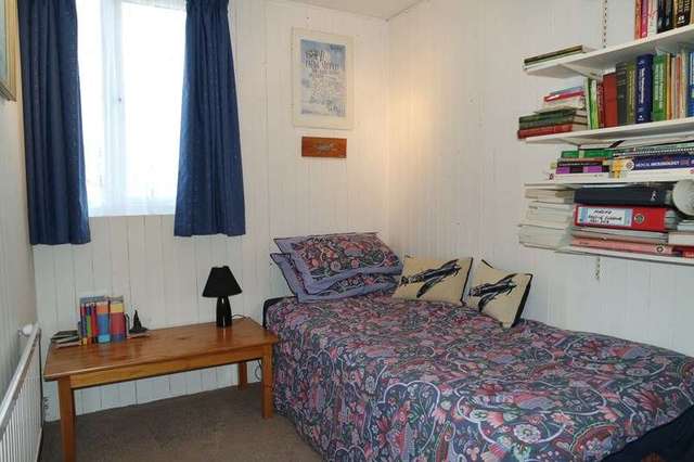  Image of 3 bedroom Terraced house for sale in Crocus Field Barnet EN5 at Crocus Field  Barnet, EN5 2UA