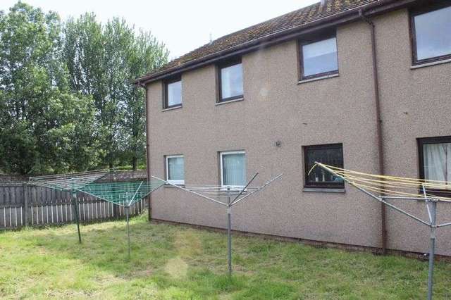  Image of 1 bedroom Flat for sale in Cromlet Drive Invergordon IV18 at Cromlet Drive  Invergordon, IV18 0BA