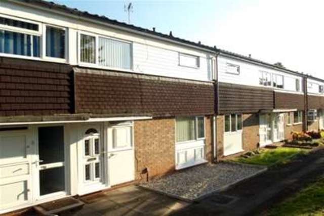  Image of 3 bedroom Terraced house to rent in Cropthorne Close Redditch B98 at Redditch, B98 7SL