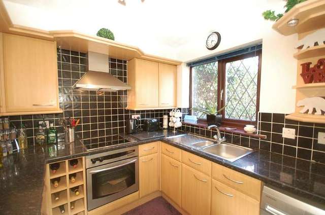  Image of 1 bedroom Flat for sale in Dalkeith Avenue Blackpool FY3 at Blackpool Lancashire, FY3 9SA
