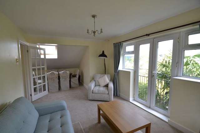  Image of 1 bedroom Flat to rent in Dan-Y-Bryn Avenue Radyr Cardiff CF15 at Dan-Y-Bryn Avenue  Radyr, CF15 8DB