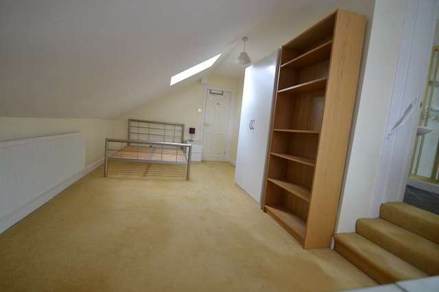  Image of 1 bedroom Flat to rent in Dan-Y-Bryn Avenue Radyr Cardiff CF15 at Dan-Y-Bryn Avenue  Radyr, CF15 8DB
