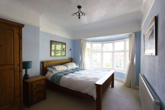  Image of 3 bedroom Terraced house for sale in Desmond Avenue Hull HU6 at Desmond Avenue  Hull, HU6 7JX