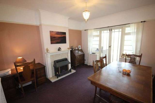  Image of 3 bedroom Detached house for sale in Devizes Road Salisbury SP2 at Devizes Road  Salisbury, SP2 9LX