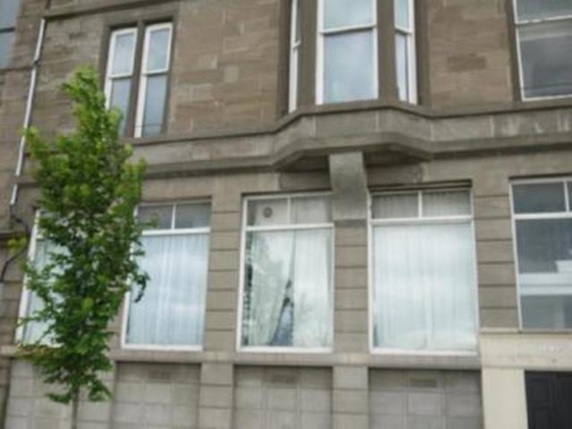  Image of 3 bedroom Flat to rent in Dock Street Dundee DD1 at Dundee  Dundee, DD1 4BT