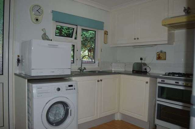  Image of 2 bedroom Retirement Property for sale in Dodnor Lane Newport PO30 at Dodnor Lane  Newport, PO30 5US