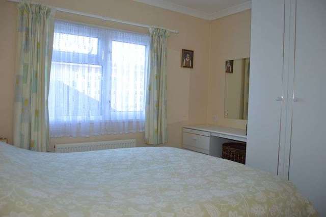 Image of 2 bedroom Retirement Property for sale in Dodnor Lane Newport PO30 at Dodnor Lane  Newport, PO30 5US