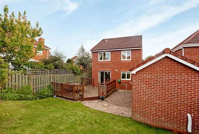  Image of 3 bedroom Detached house for sale in Dover Park Dunfermline KY11 at Dover Park  Dunfermline, KY11 8HX