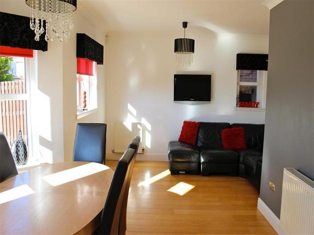  Image of 4 bedroom Detached house to rent in East Craigs Wynd East Craigs Edinburgh EH12 at Corstorphine Edinburgh Edinburgh, EH12 8HJ