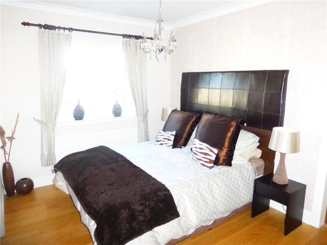  Image of 4 bedroom Detached house to rent in East Craigs Wynd East Craigs Edinburgh EH12 at Corstorphine Edinburgh Edinburgh, EH12 8HJ