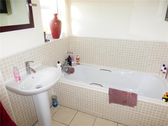  Image of 4 bedroom Detached house to rent in East Craigs Wynd East Craigs Edinburgh EH12 at Corstorphine Edinburgh Edinburgh, EH12 8HJ