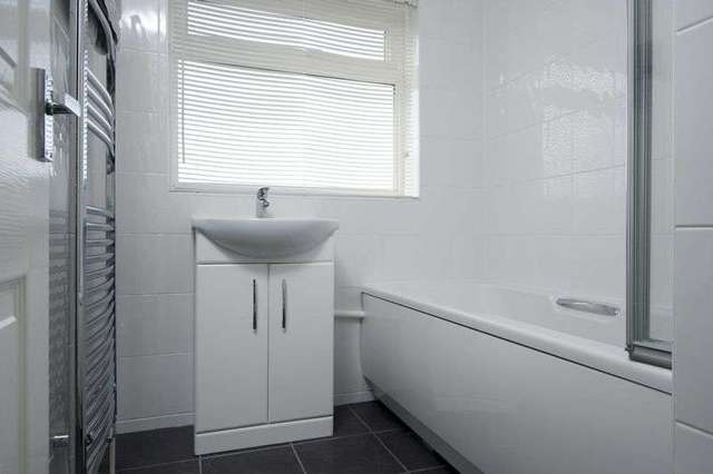  Image of 4 bedroom Detached house for sale in Brook Road Eaton Ford St. Neots PE19 at Brook Road Eaton Ford St. Neots, PE19 7AX