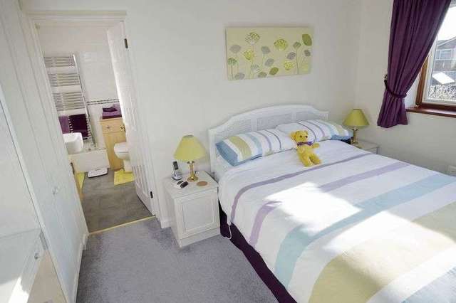  Image of 5 bedroom Detached house to rent in Browning Drive Eaton Ford St. Neots PE19 at Browning Drive Eaton Ford St. Neots, PE19 7LT